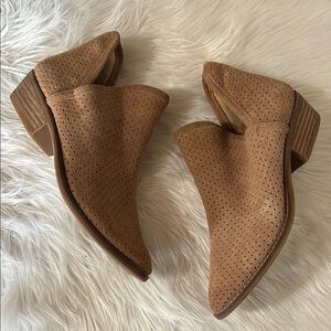 Lucky brand laser cut ankle booties suede leather 8.5